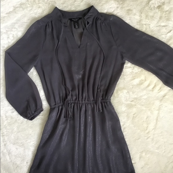 White House Black Market.Grey Petite 4p longsleeve - Picture 6 of 8